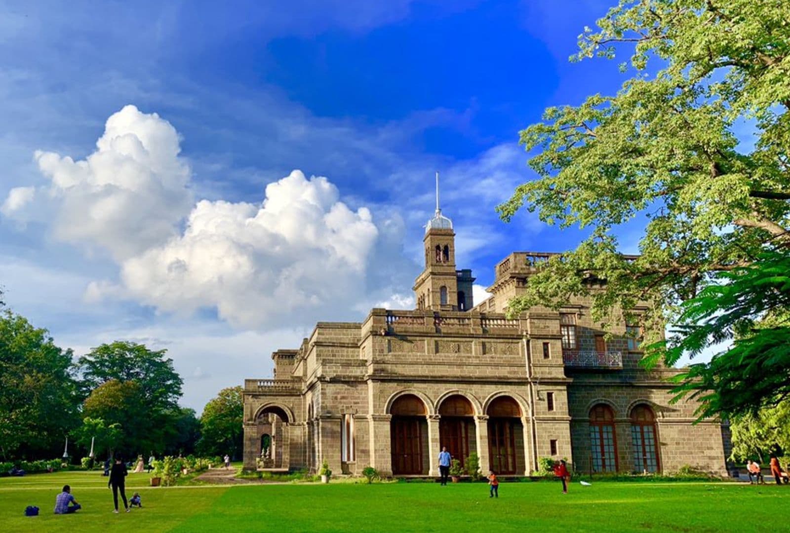 Savitribai Phule Pune University Campus
